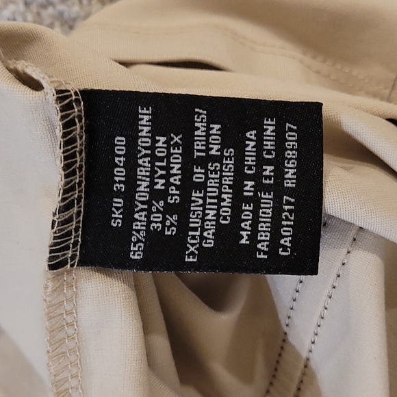 Le Chateau fitted top - Picture 5 of 7